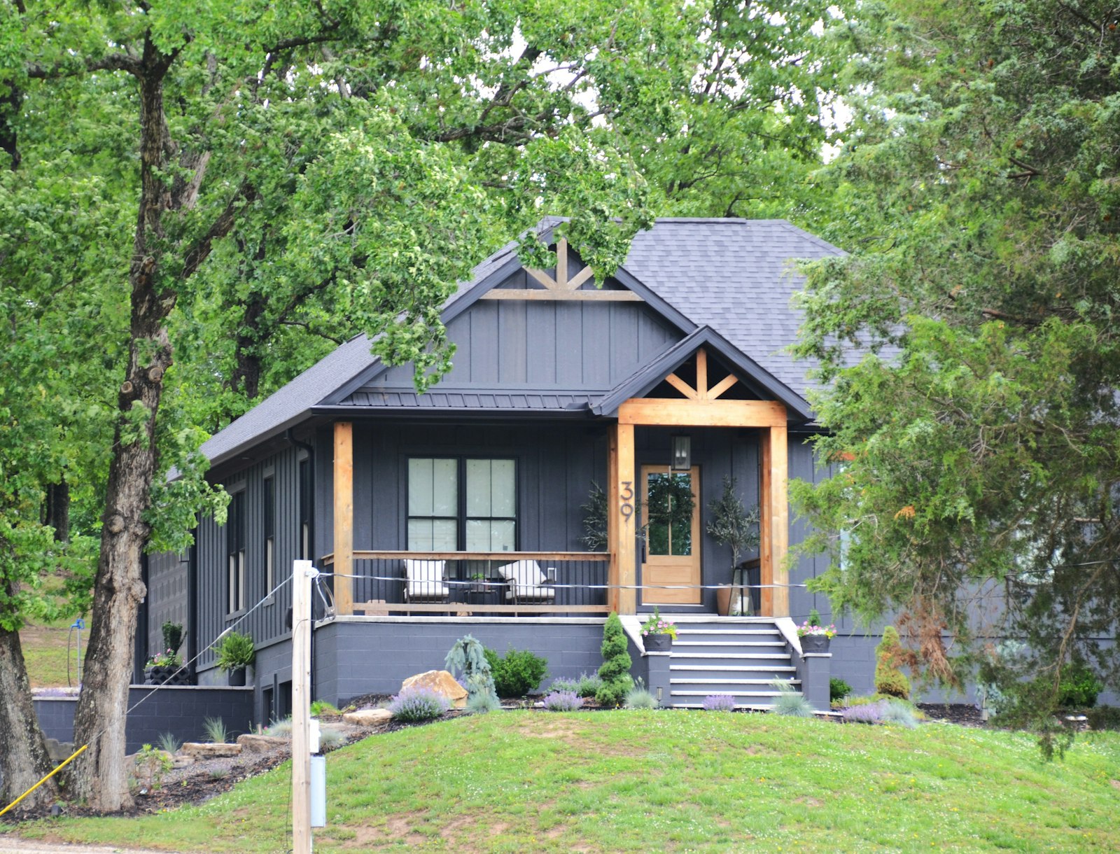 A well-kept Central Missouri home managed by Encompass Property Group